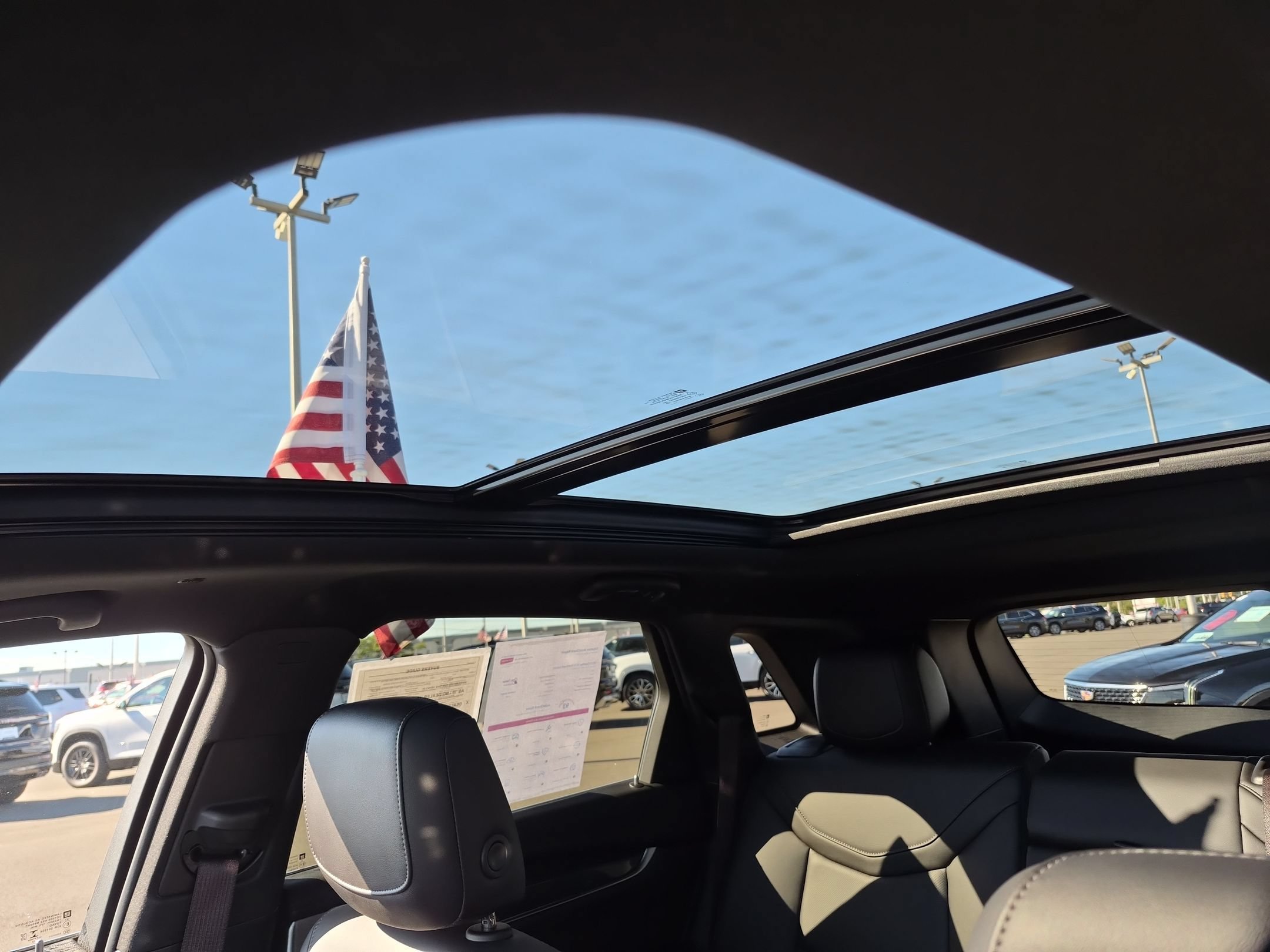 Certified 2023 Cadillac XT5 Premium Luxury w/ LPO, Floor Liner Package AWD/4WD image 19