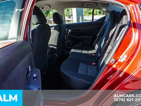 Used 2024 Nissan Sentra SV FWD image 20