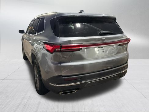 Used 2026 Buick Enclave Preferred w/ Power Package image 5