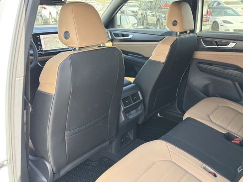 New 2026 Volkswagen Atlas Cross Sport SEL AWD/4WD image 25