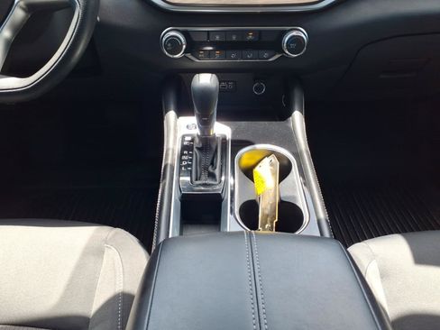 Used 2023 Nissan Altima 2.5 SV FWD image 19