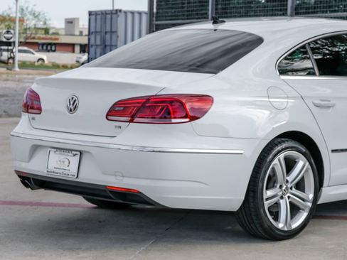 Used 2016 Volkswagen CC R-Line image 12