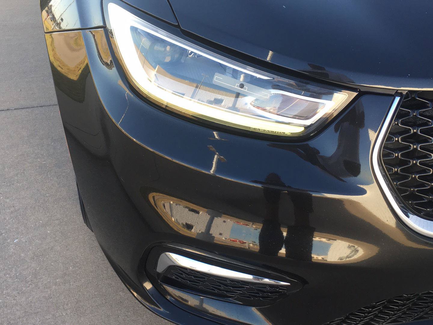 Used 2023 Chrysler Pacifica Touring FWD image 36