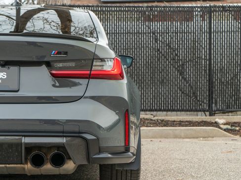 Used 2022 BMW M3 Competition w/ M Carbon Exterior Package AWD/4WD image 29
