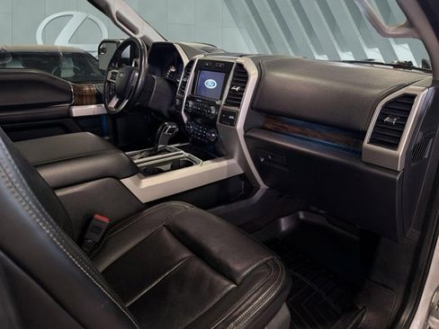 Used 2019 Ford F150 Lariat AWD/4WD image 23