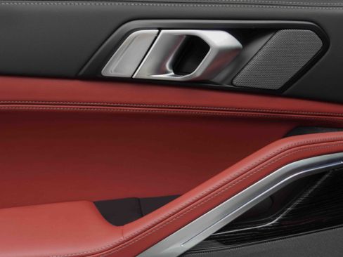 Certified 2025 BMW X6 M60i image 31