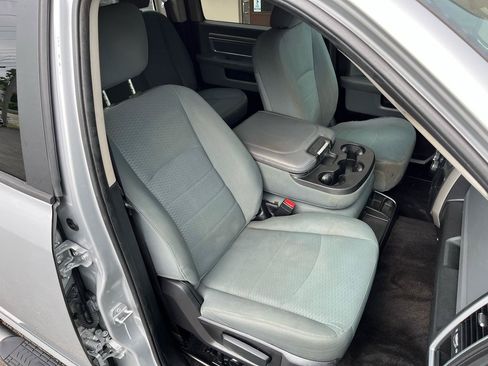 Used 2017 RAM 2500 SLT AWD/4WD image 27