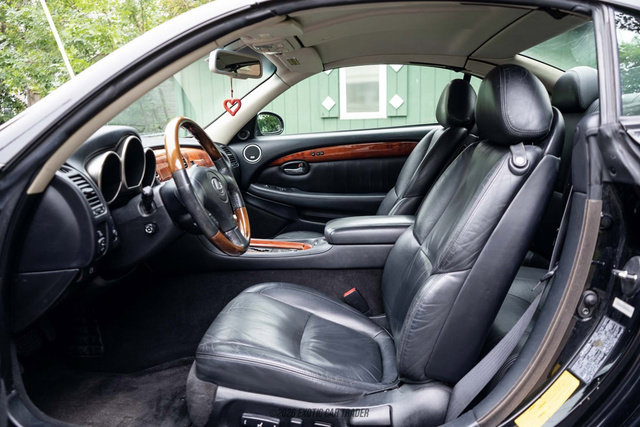 Used 2002 Lexus SC 430 Convertible RWD image 39