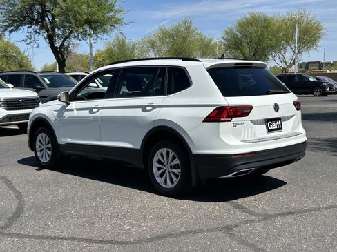 Used 2019 Volkswagen Tiguan SE FWD image 3