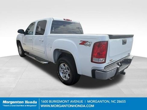 Used 2007 GMC Sierra 1500 SLT w/ SLE/SLT Trailering Package AWD/4WD image 7