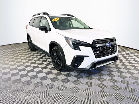 Used 2024 Subaru Ascent Onyx Edition Limited AWD/4WD image 3