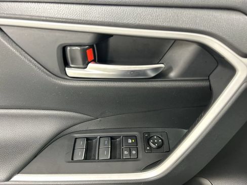 Used 2023 Toyota RAV4 Prime SE AWD/4WD image 11