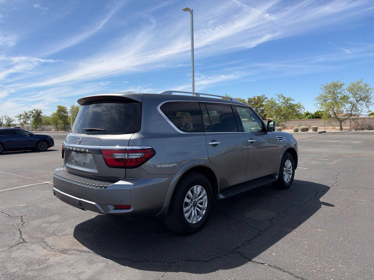 Used 2024 Nissan Armada SV AWD/4WD image 5