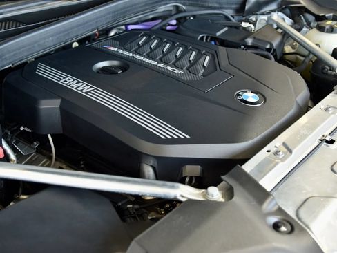 Used 2022 BMW X4 M40i AWD/4WD image 29