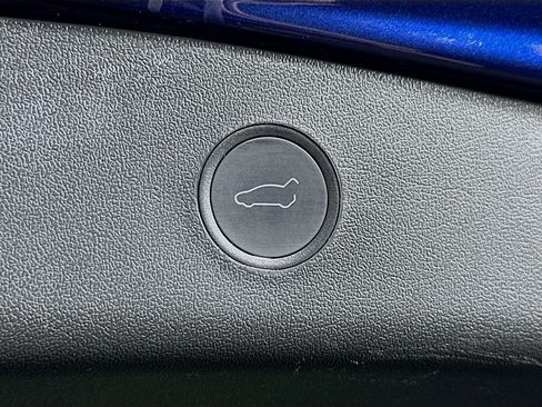 Used 2021 Tesla Model 3 Performance image 30