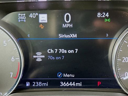 Used 2021 Buick Envision Avenir w/ Technology Package II image 17