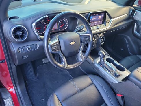 Used 2021 Chevrolet Blazer LT w/ Sound & Technology Package FWD image 12