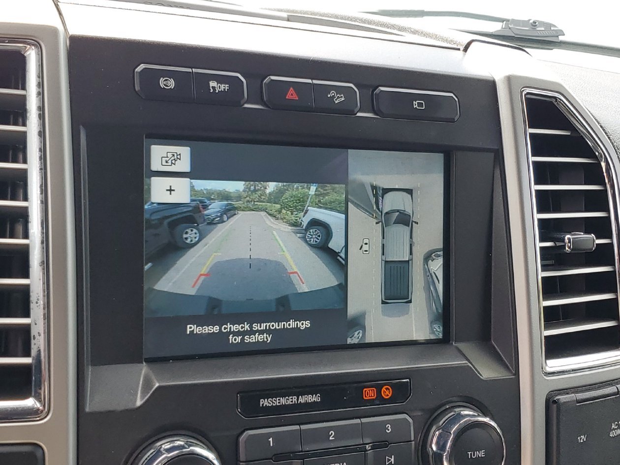 Used 2017 Ford F250 Lariat w/ Lariat Ultimate Package AWD/4WD image 22
