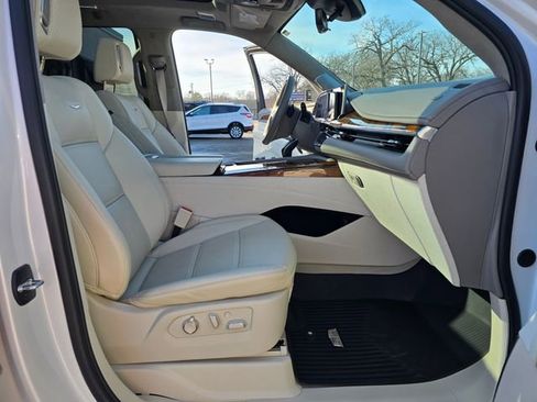 Used 2024 Cadillac Escalade Sport Platinum image 36