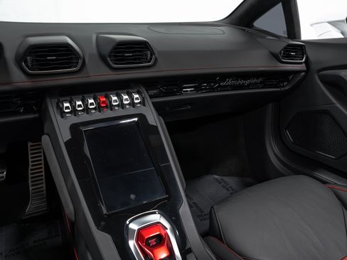 Used 2020 Lamborghini Huracan EVO AWD/4WD image 53