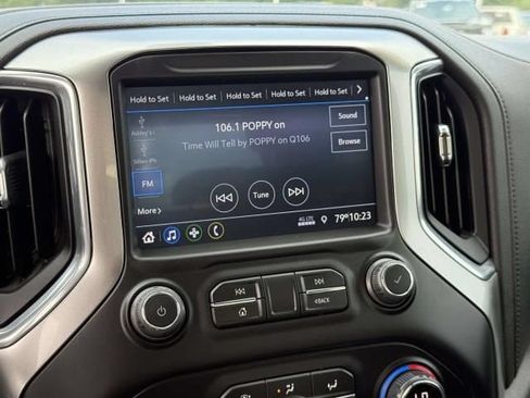 Used 2021 Chevrolet Silverado 1500 LT Trail Boss w/ Bed Protection Package AWD/4WD image 24