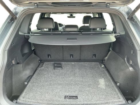 Used 2023 Volkswagen Tiguan SEL R-Line AWD/4WD image 22