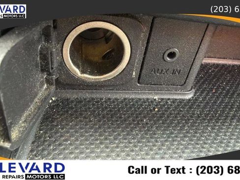 Used 2010 MAZDA MX-5 Miata Sport RWD image 15