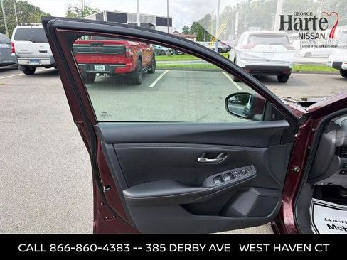 Certified 2024 Nissan Sentra SV FWD image 9