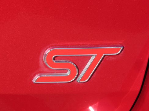 Used 2022 Ford Explorer ST w/ Equipment Group 401A image 8