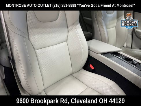 Used 2023 Volvo XC60 B5 Ultimate w/ Climate Package AWD/4WD image 50