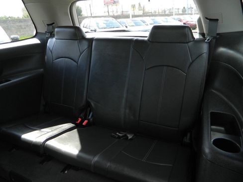 Used 2017 GMC Acadia Limited SLT image 16