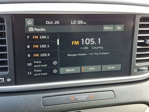 Used 2022 Kia Sportage Nightfall Edition image 3