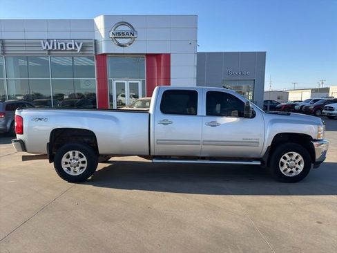 Used 2014 Chevrolet Silverado 3500 LTZ w/ LTZ Plus Package image 8