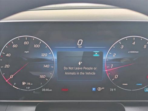 Used 2026 Mercedes-Benz GLC 300 4MATIC image 10