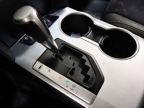 Used 2014 Toyota Camry SE w/ Leather Package image 27