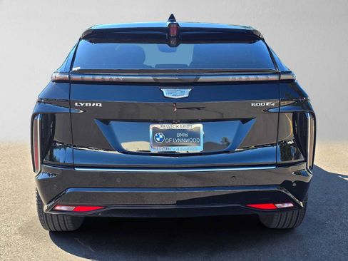 Used 2026 Cadillac Lyriq Luxury AWD/4WD image 4
