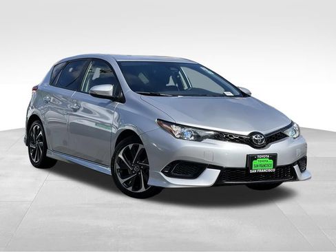 Certified 2018 Toyota Corolla iM w/ Carpet Mat Package (TMS) FWD image 7