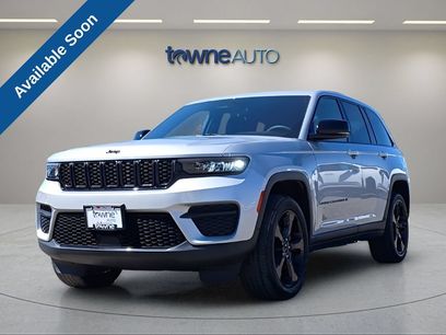 Used 2023 Jeep Grand Cherokee Altitude