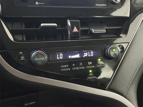 Used 2023 Toyota Camry SE image 27