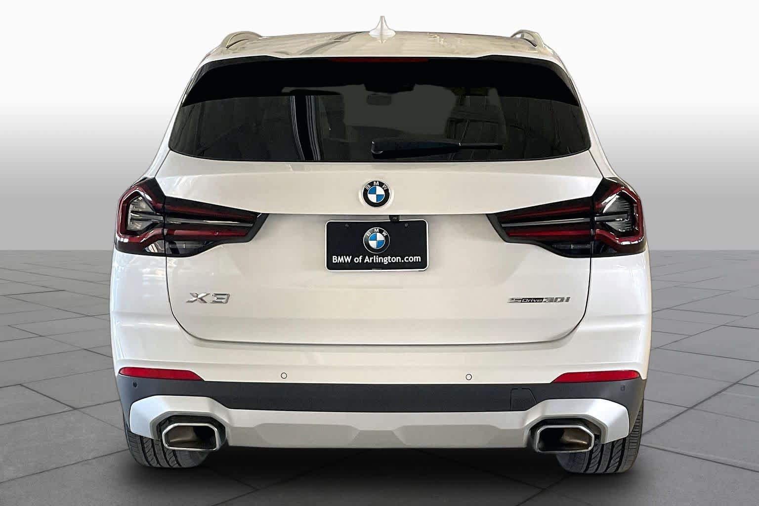 Used 2024 BMW X3 sDrive30i w/ Premium Package RWD image 4