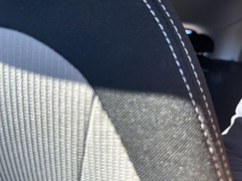 Used 2020 Hyundai Venue SEL w/ Convenience + Premium Package image 9