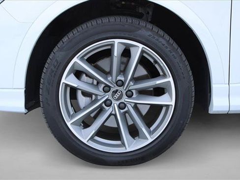 Used 2023 Audi Q3 2.0T Premium Plus w/ Premium Plus Package AWD/4WD image 15