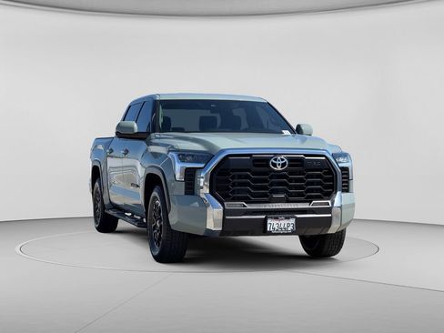 Used 2022 Toyota Tundra SR5 w/ TRD Convenience Package RWD image 4