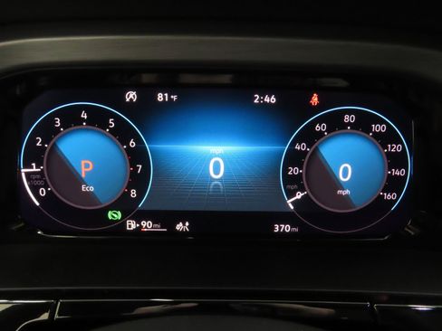 New 2025 Volkswagen Atlas Cross Sport SE image 13