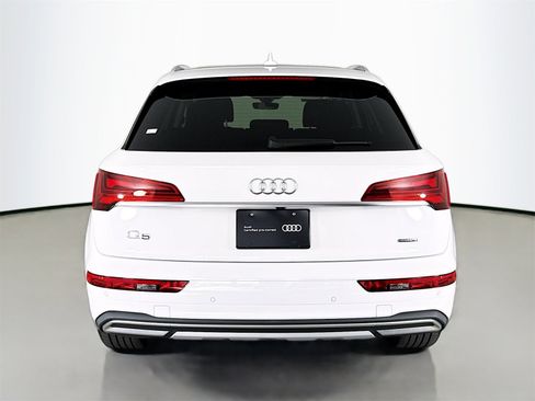 Certified 2023 Audi Q5 2.0T Premium Plus w/ Premium Plus Package image 6