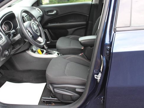 Used 2018 Jeep Compass Sport SUV 4D AWD/4WD image 6