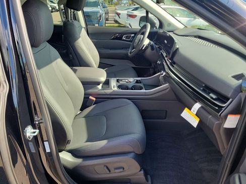 New 2026 Kia Carnival SX Prestige FWD image 7