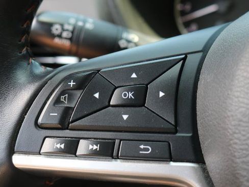 Used 2020 Nissan Sentra SR FWD image 9