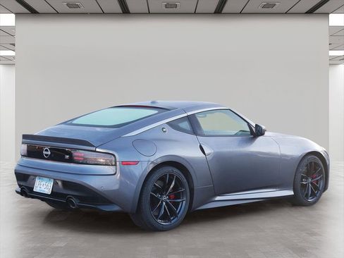 Used 2024 Nissan Z Performance w/ Floor Mat Package RWD image 6