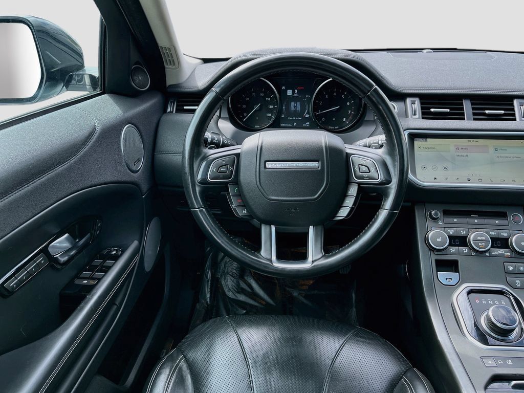 Used 2019 Land Rover Range Rover Evoque HSE AWD/4WD image 24